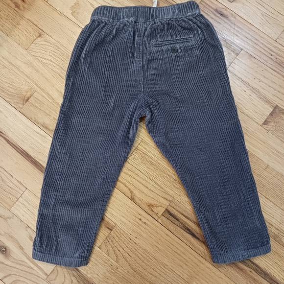 2T Gray Corduroy boys pants with elastic and drawstring waist, New condition. - Picture 2 of 4